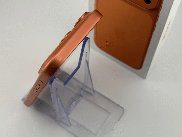 Gebrauchte Apple iPhone 17 Pro 256Gb Cosmic Orange – Bild 3